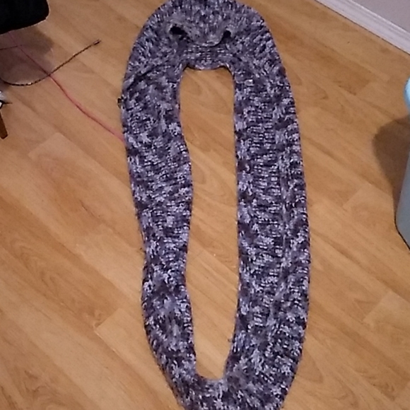 Lululemon wool knitted hooded eternity scarf - Picture 1 of 2